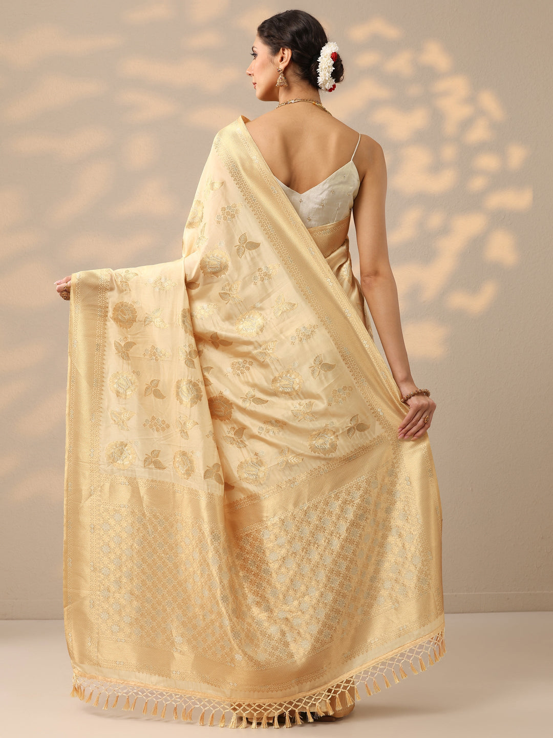  Beige Woven Design Banarasi Silk Blend Saree With Unstitched Blouse Piece 