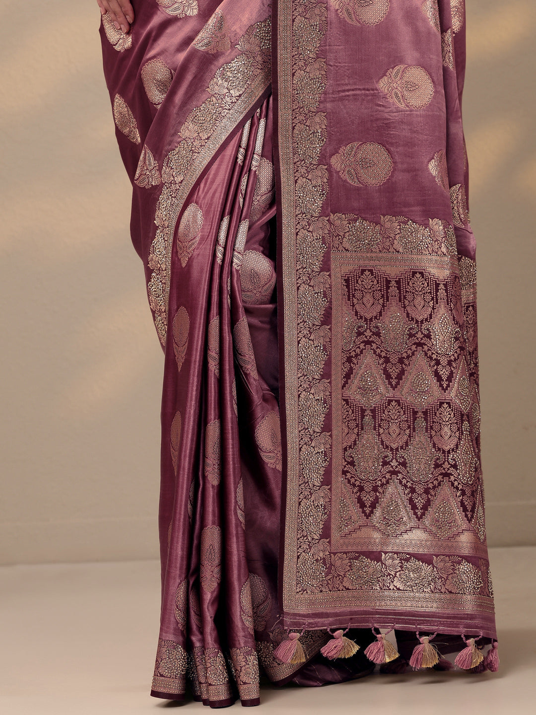  Pink Woven Design Banarasi Silk Blend Saree With Unstitched Blouse Piece 