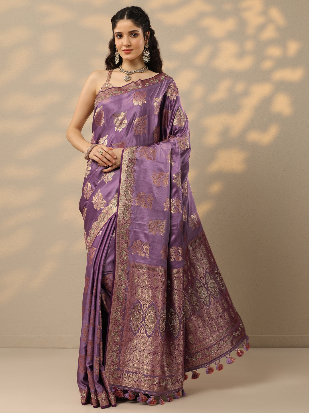  Purple Woven Design Banarasi Silk Blend Saree With Unstitched Blouse Piece 
