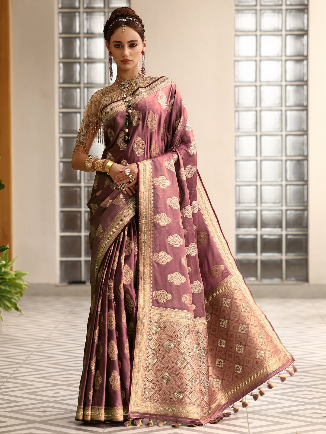  Pink Woven Design Silk Blend Saree With Unstitched Blouse Piece 