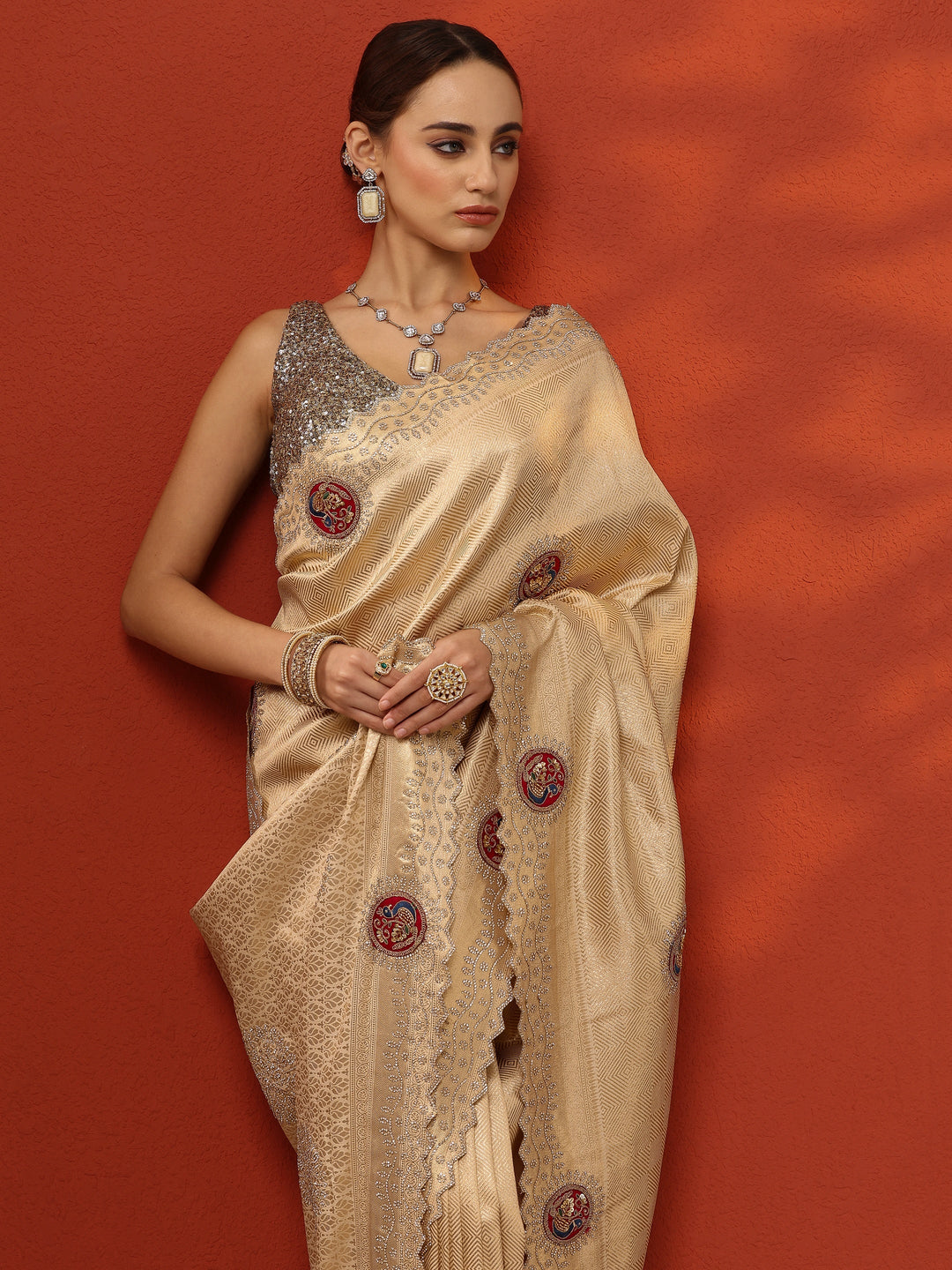  Gold Woven Design Banarasi Silk Blend Saree With Unstitched Blouse Piece 