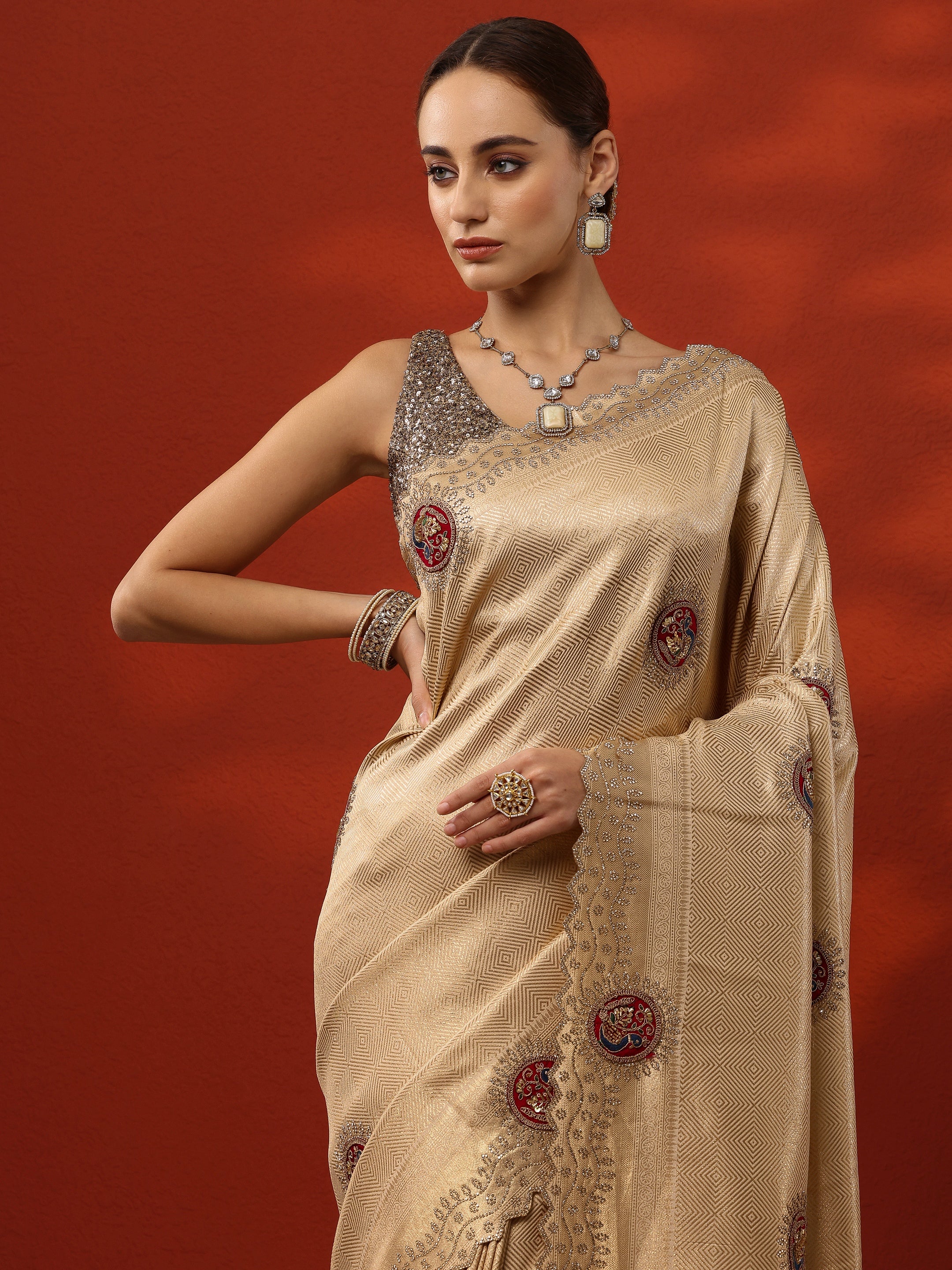 libas Gold Woven Design Banarasi Silk Blend Saree With Unstitched Blouse Piece-picture-67