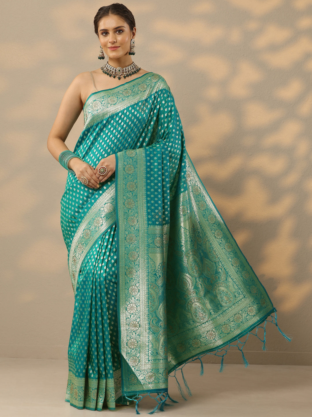  Green Embellished Banarasi Silk Blend Saree With Unstitched Blouse Piece 