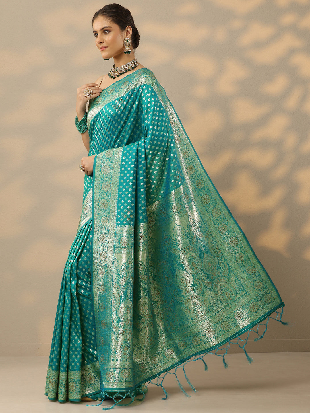  Green Embellished Banarasi Silk Blend Saree With Unstitched Blouse Piece 