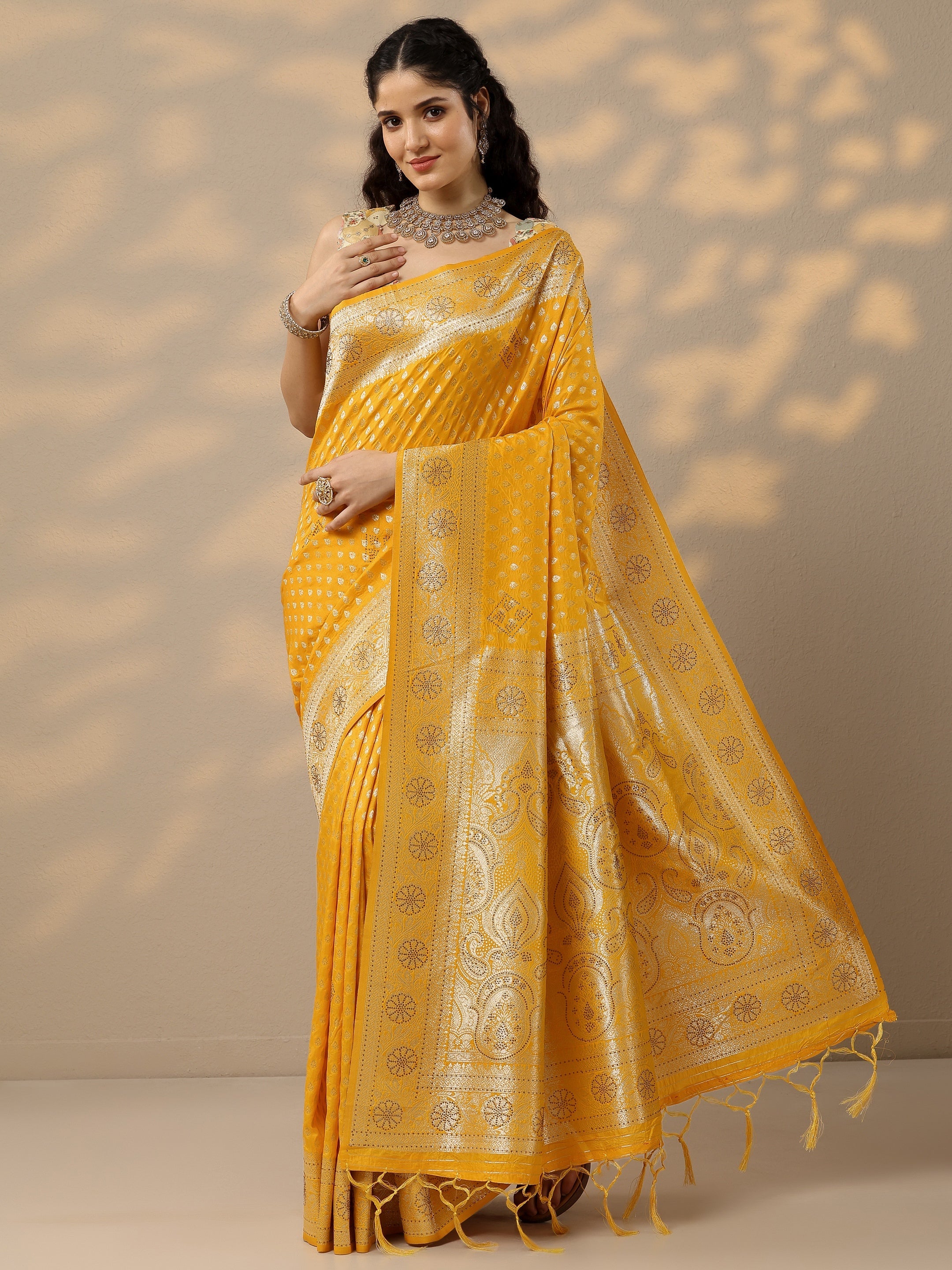 libas Yellow Woven Design Banarsi Silk Blend Saree With Unstitched Blouse Piece-picture-32
