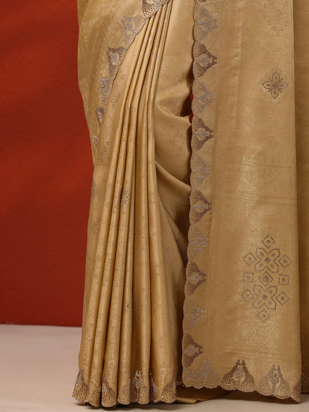  Gold Woven Design Silk Blend Saree With Unstitched Blouse Piece 