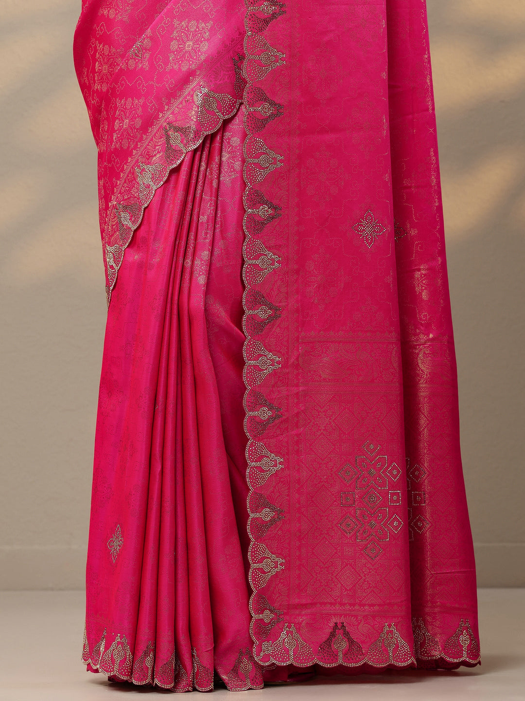  Pink Woven Design Banarasi Silk Blend Saree With Unstitched Blouse Piece 