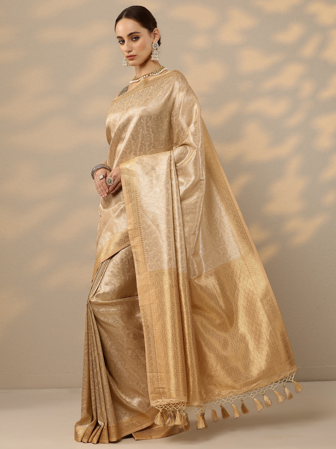  Gold Woven Design Banarasi Silk Blend Saree With Unstitched Blouse Piece 