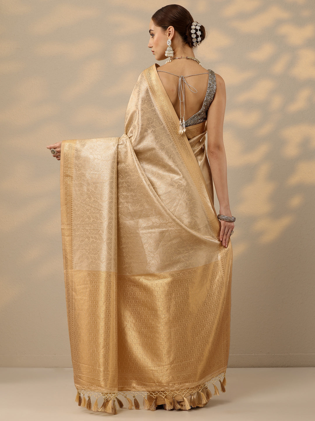  Gold Woven Design Banarasi Silk Blend Saree With Unstitched Blouse Piece 