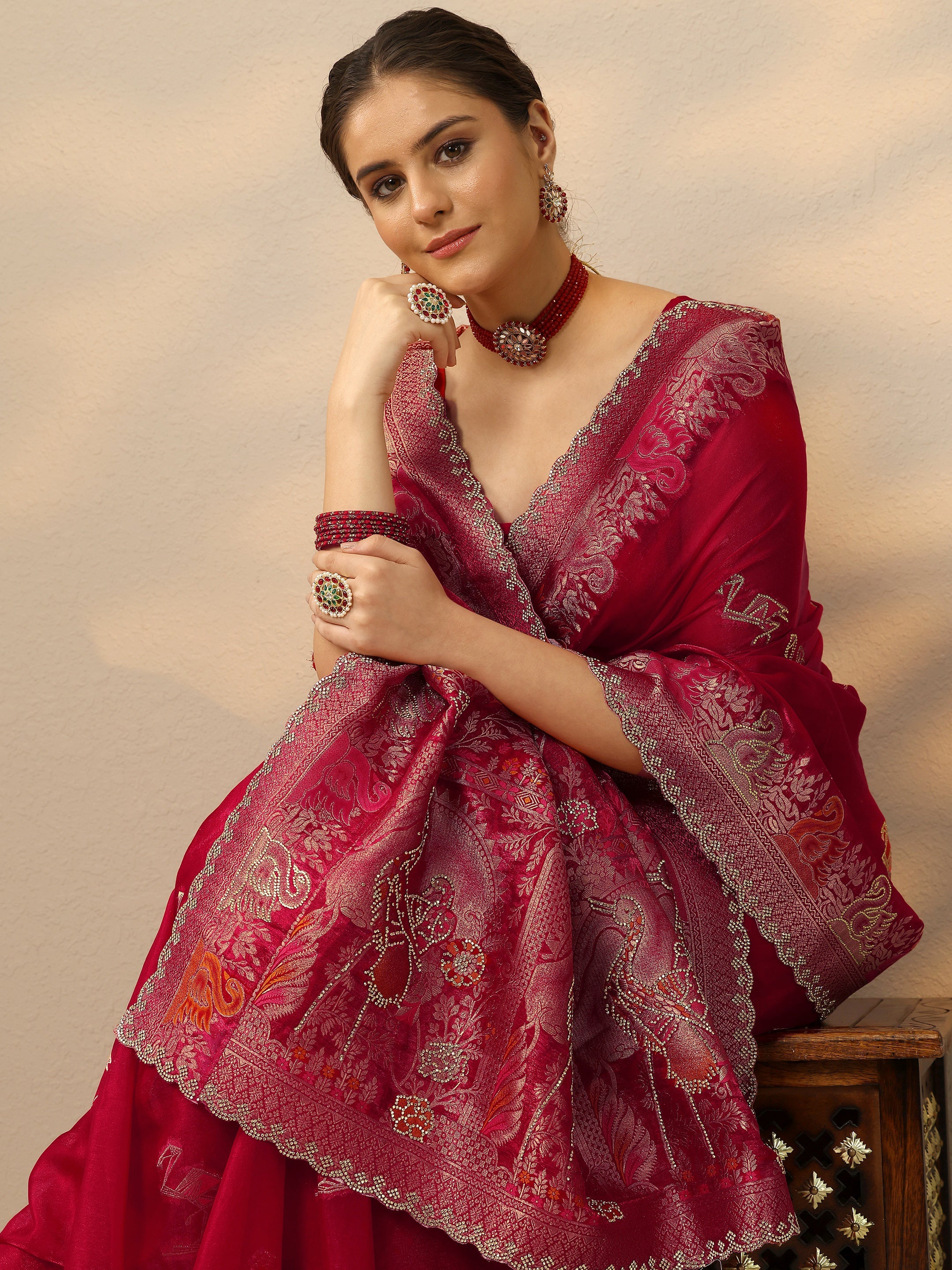 libas Red Embellished Banarasi Organza Saree With Unstitched Blouse Piece-picture-27