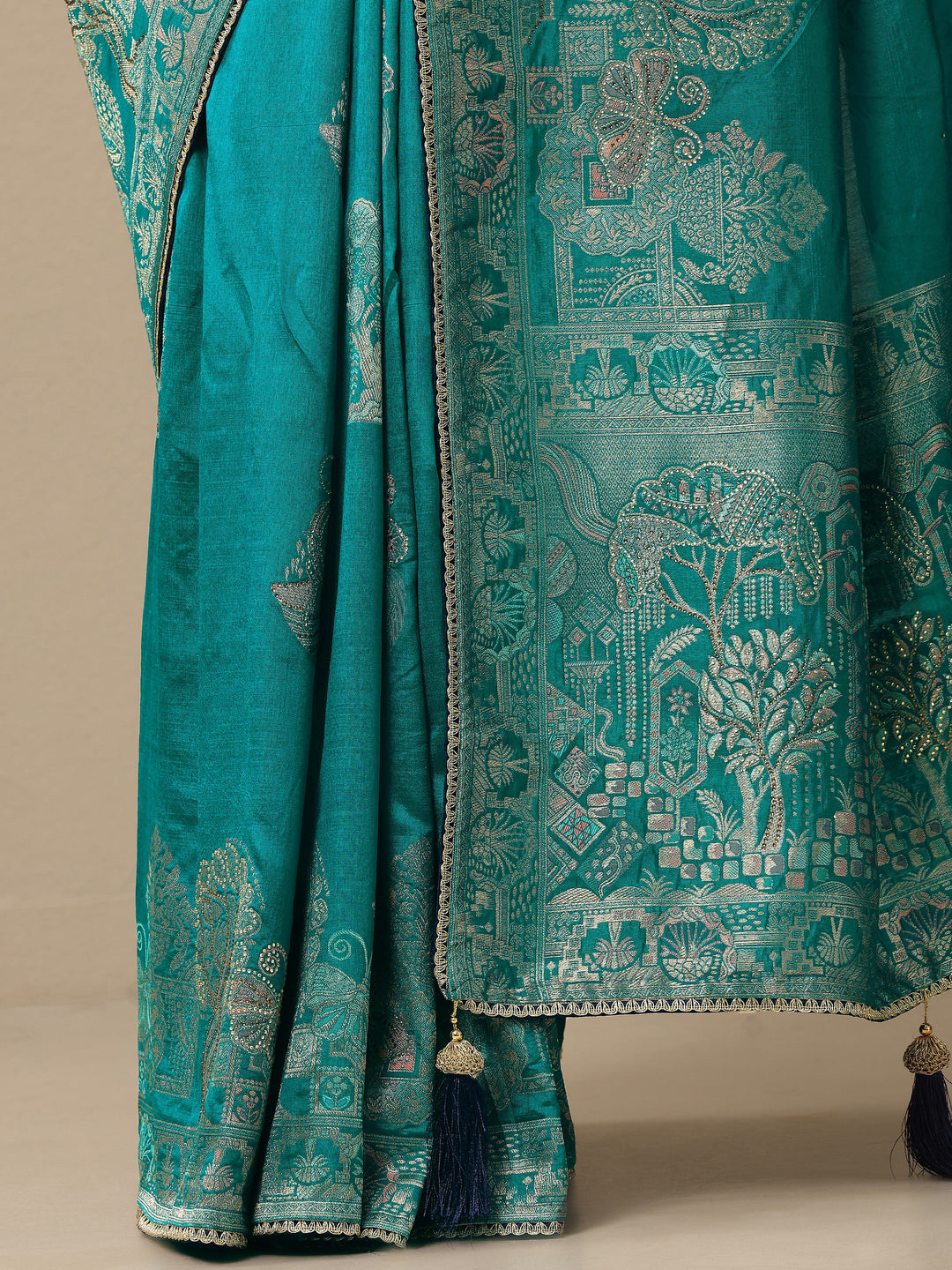  Green Embellished Banarasi Silk Blend Saree With Unstitched Blouse Piece 