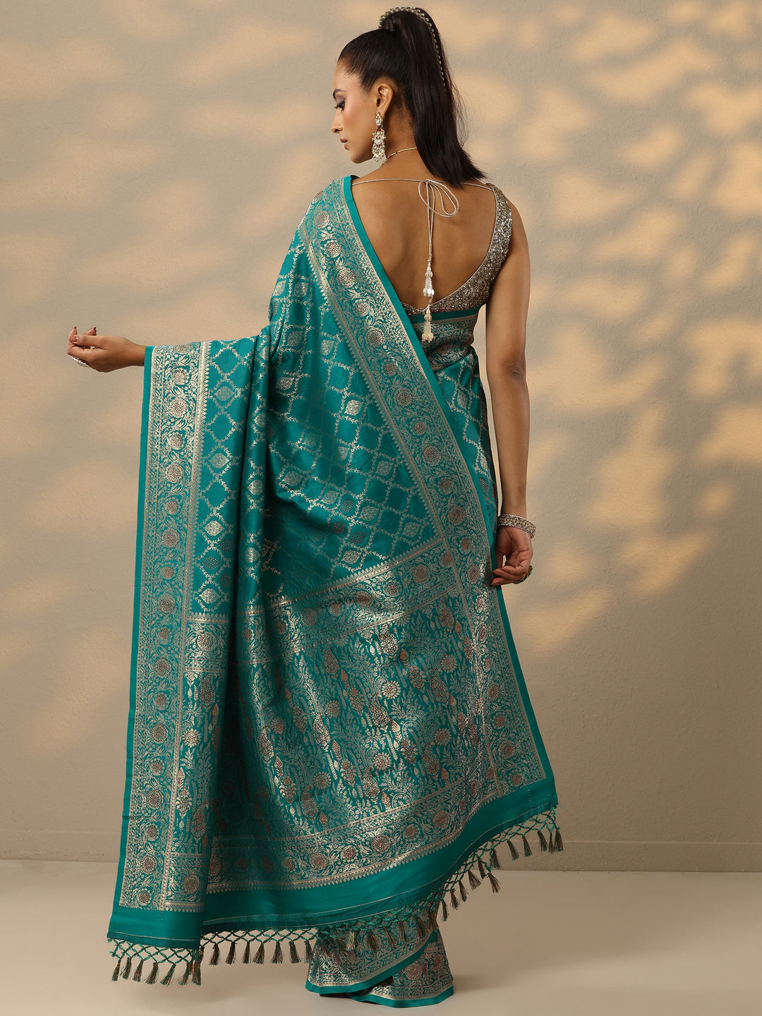  Green Embellished Banarasi Silk Blend Saree With Unstitched Blouse Piece 