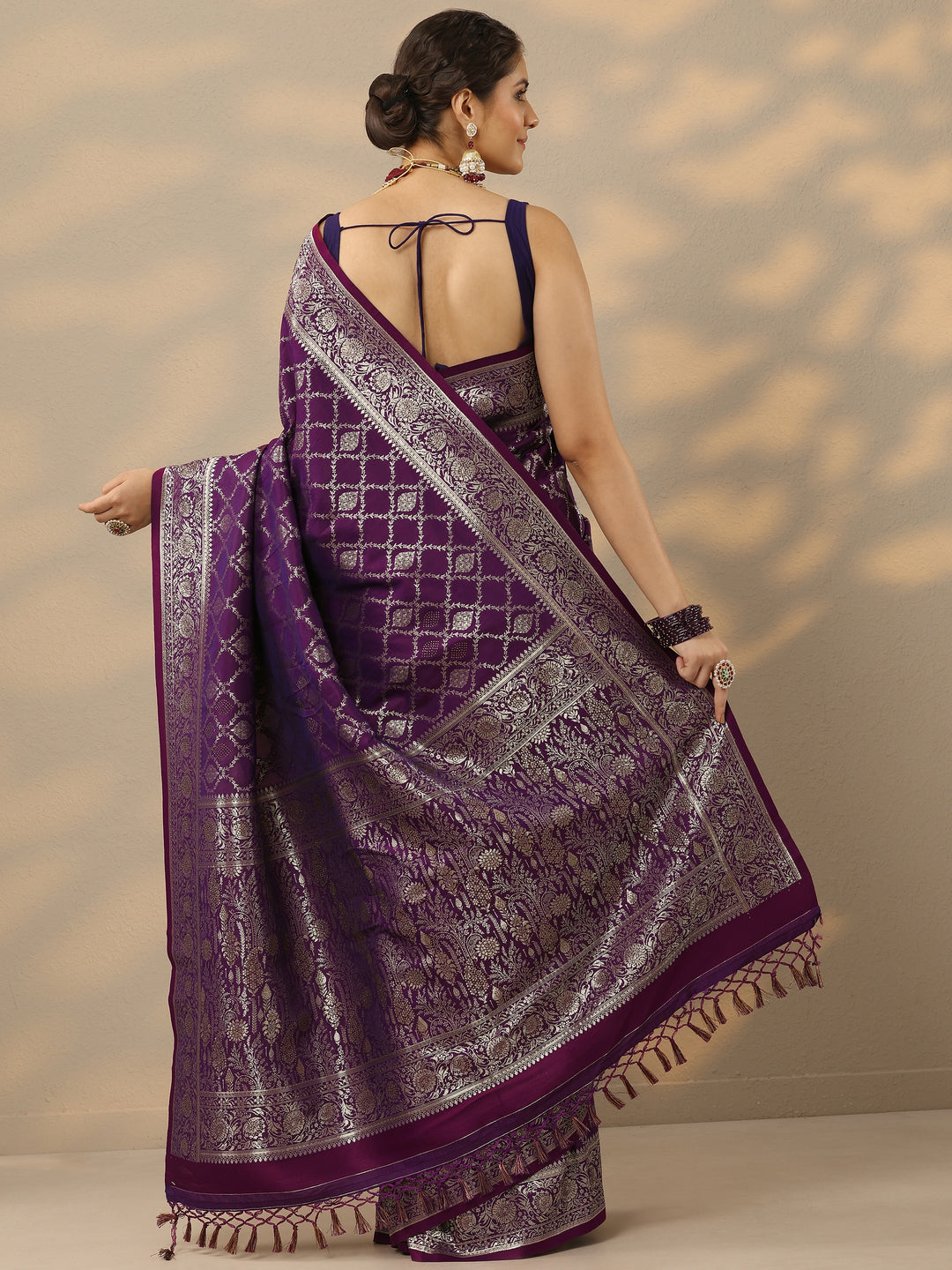  Purple Embellished Banarasi Silk Blend Saree With Unstitched Blouse Piece 