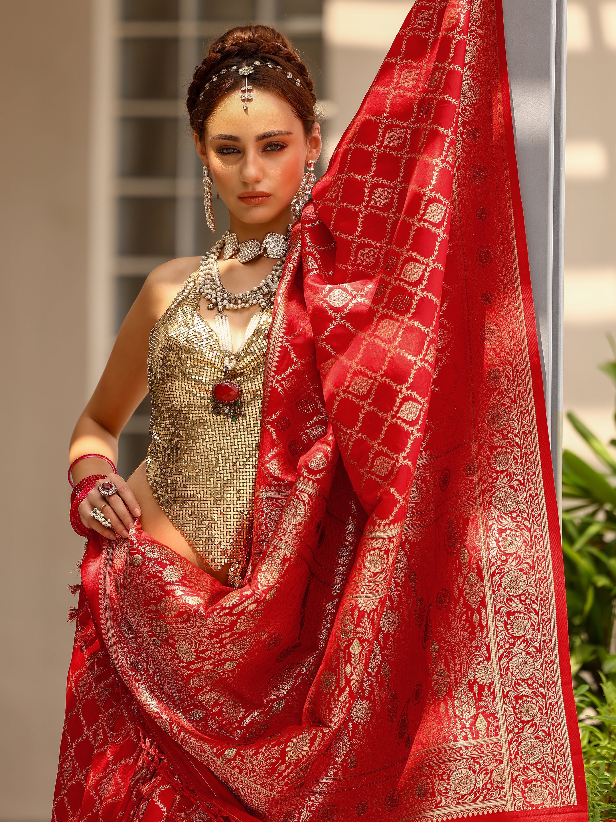 libas Red Woven Design Silk blend Saree With Unstitched Blouse Piece-picture-40