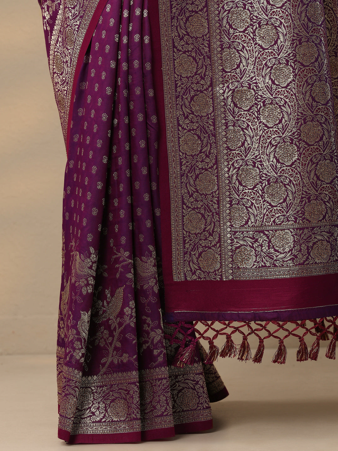  Purple Embellished Banarasi Silk Blend Saree With Unstitched Blouse Piece 