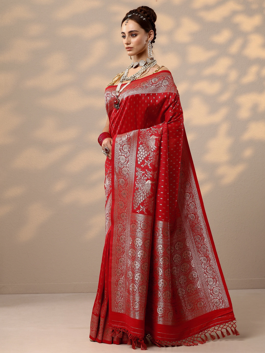  Red Woven Design Banarasi Silk Blend Saree With Unstitched Blouse Piece 
