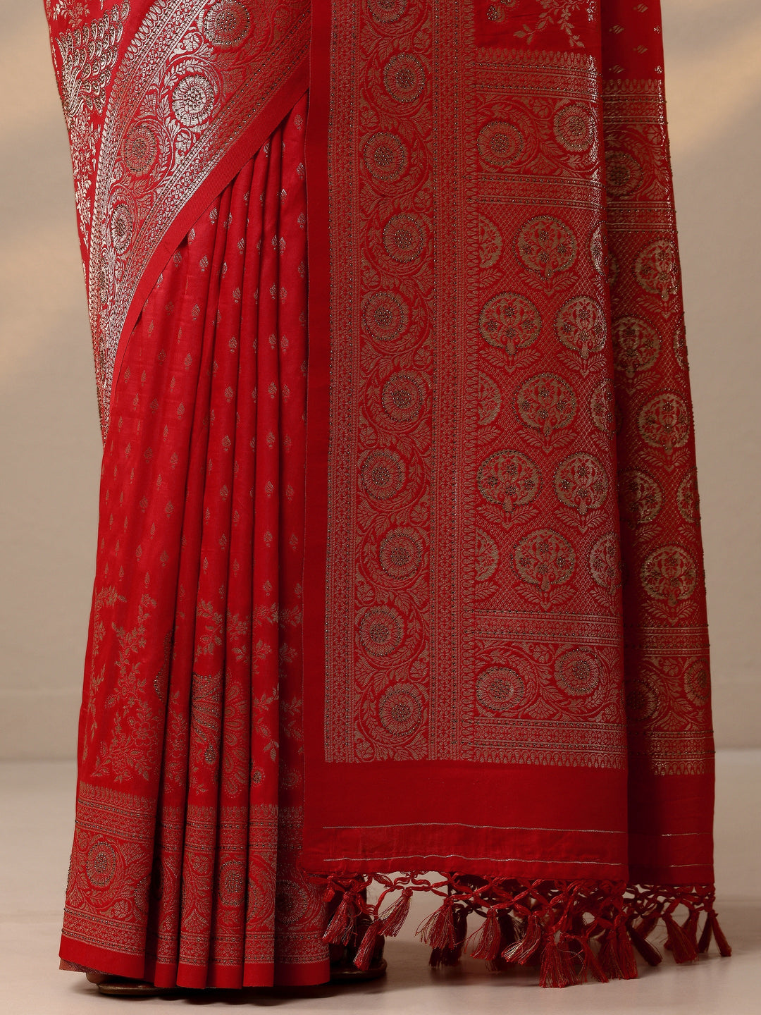  Red Woven Design Banarasi Silk Blend Saree With Unstitched Blouse Piece 
