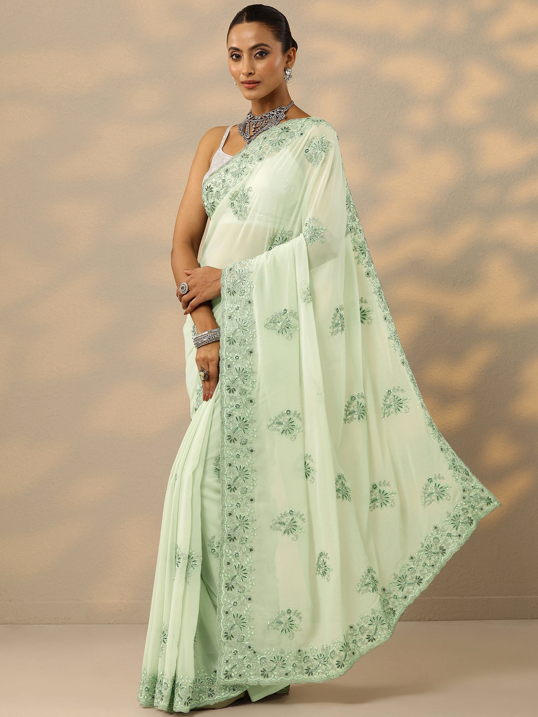  Green Embroidered Georgette Saree With Unstitched Blouse Piece 