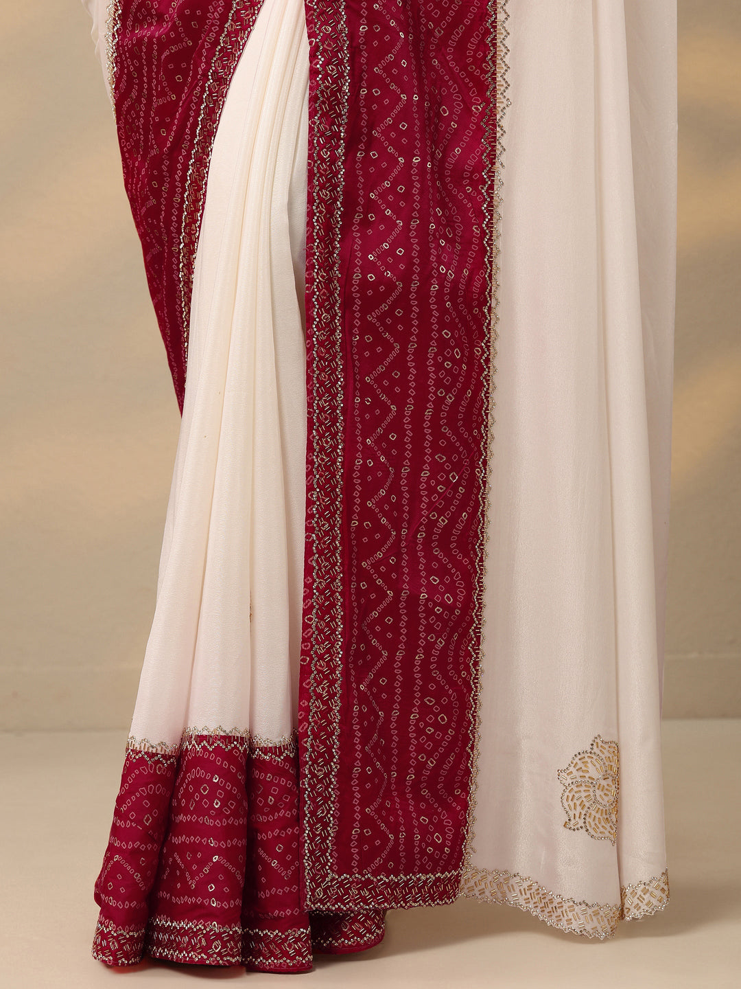  White Embellished Crepe Saree With Unstitched Blouse Piece 