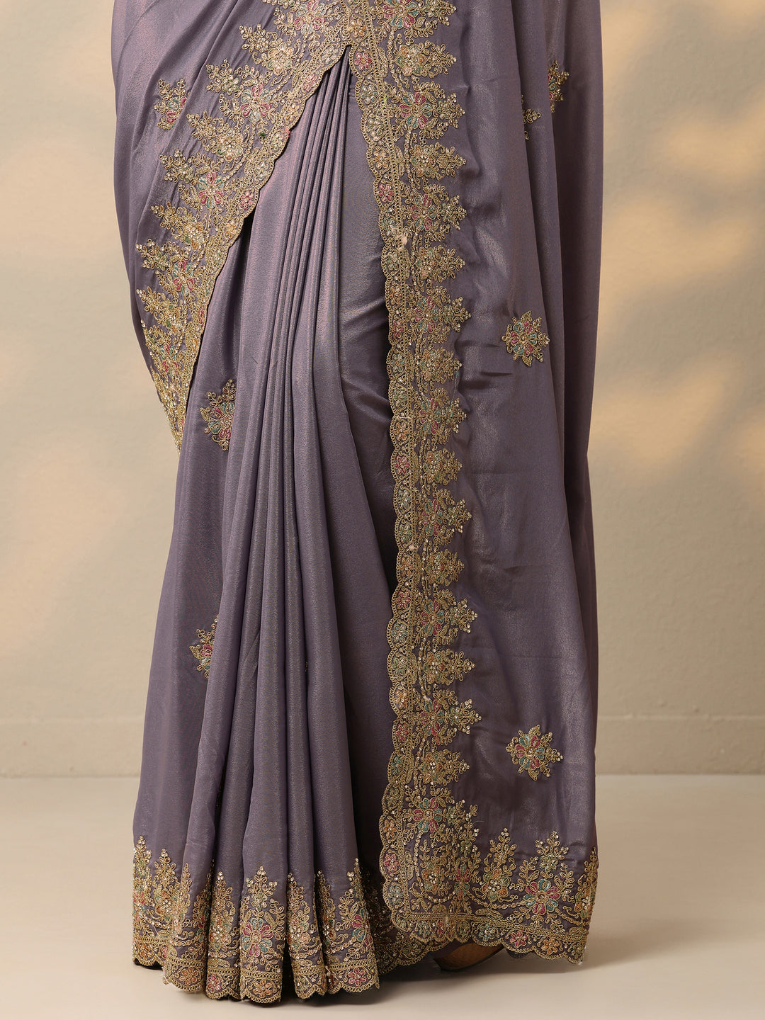  Lavender Embroidered Silk Blend Saree With Unstitched Blouse Piece 