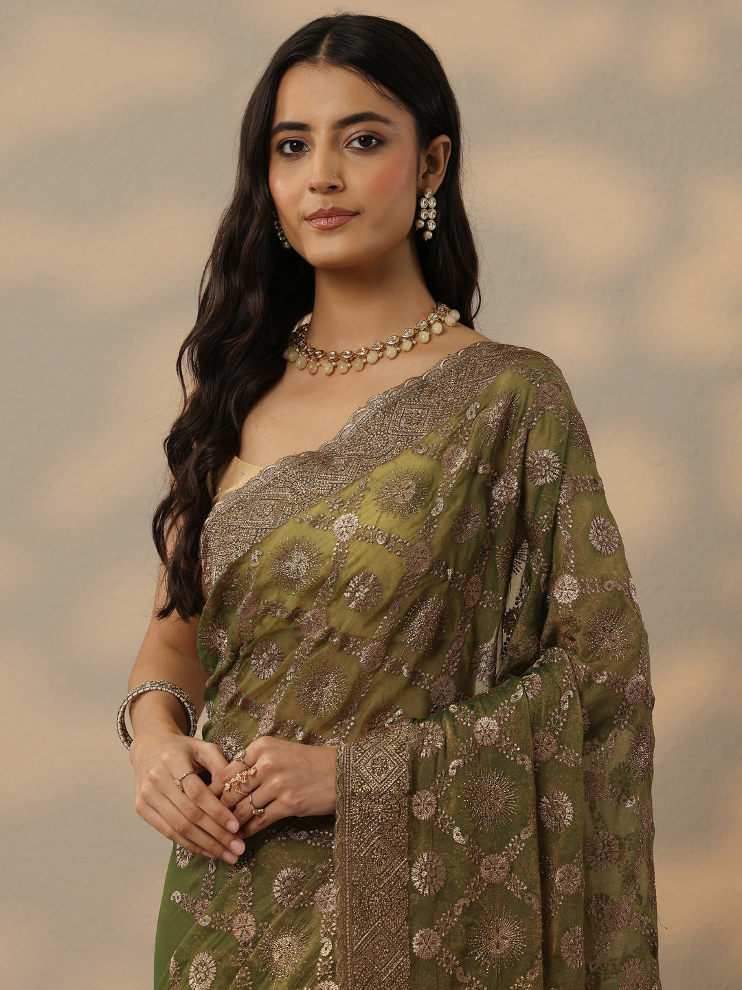  Green Embroidered Banarasi Silk Blend Saree With Unstitched Blouse Piece 