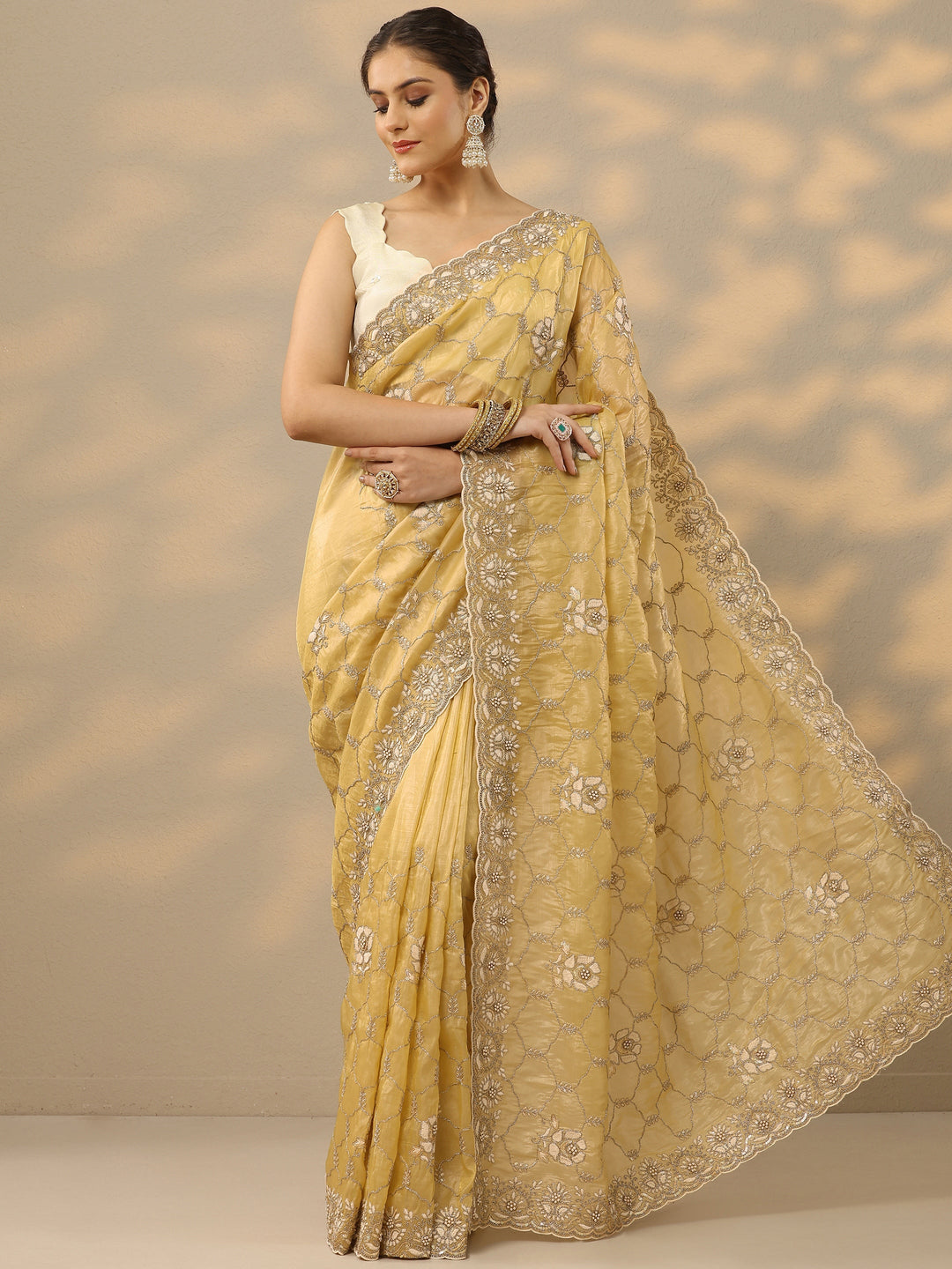  Yellow Embroidered Organza Saree With Unstitched Blouse Piece 
