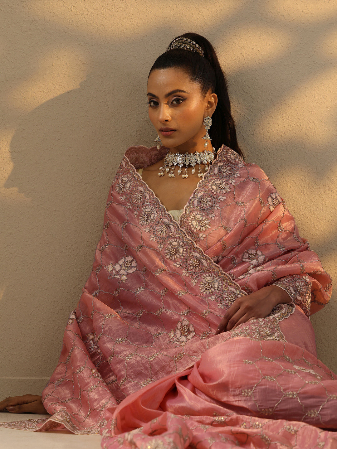 Peach Embroidered Organza Saree With Unstitched Blouse Piece