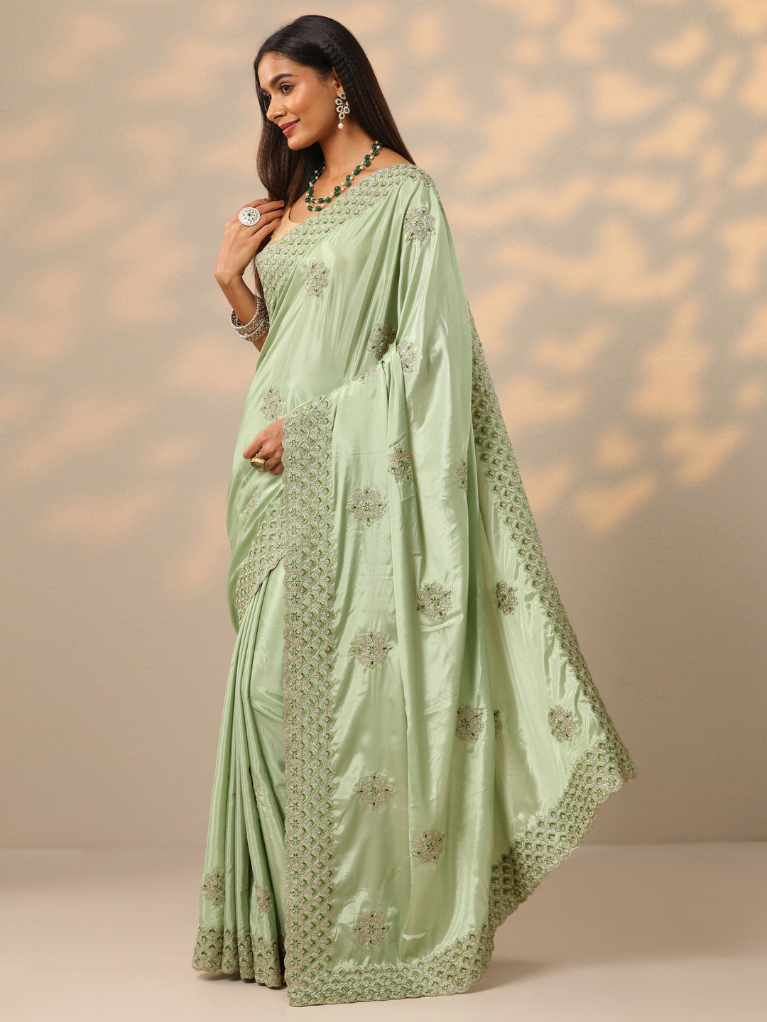  Green Embroidered Crepe Saree With Unstitched Blouse Piece 