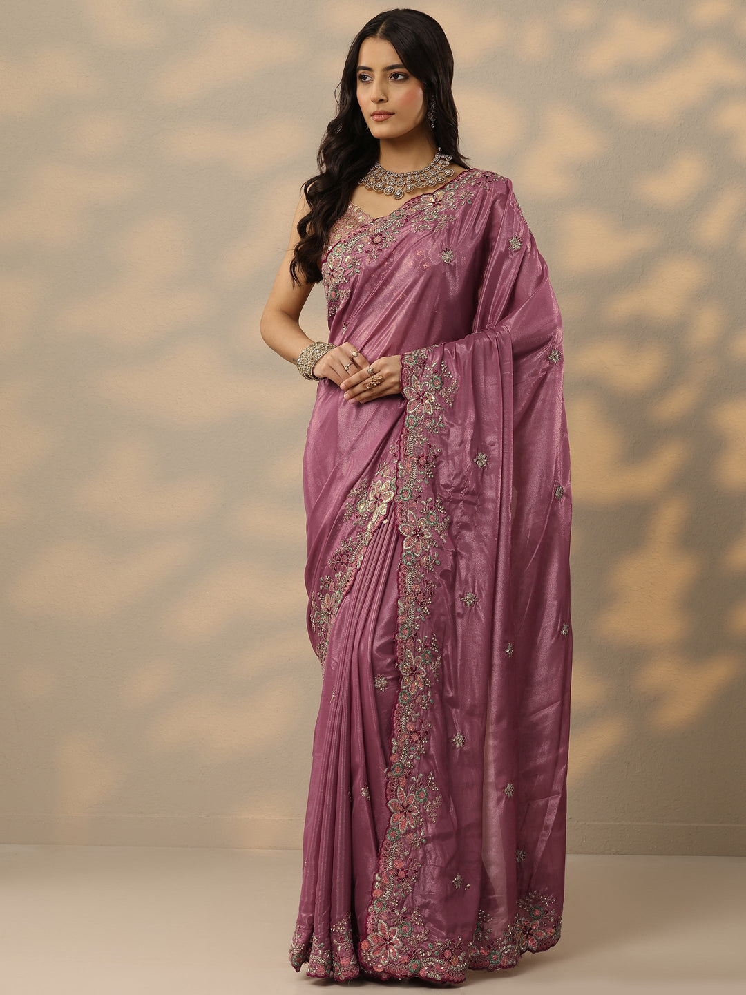  Mauve Embroidered Crepe Saree With Unstitched Blouse Piece 