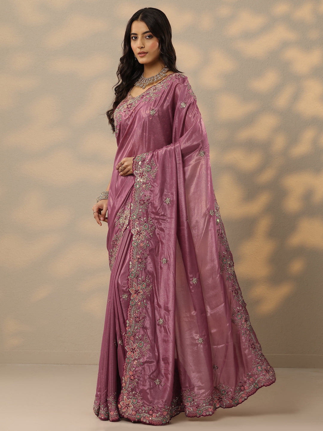  Mauve Embroidered Crepe Saree With Unstitched Blouse Piece 
