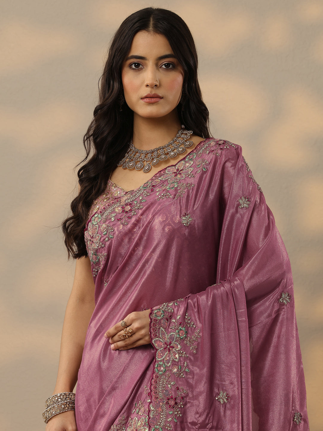  Mauve Embroidered Crepe Saree With Unstitched Blouse Piece 