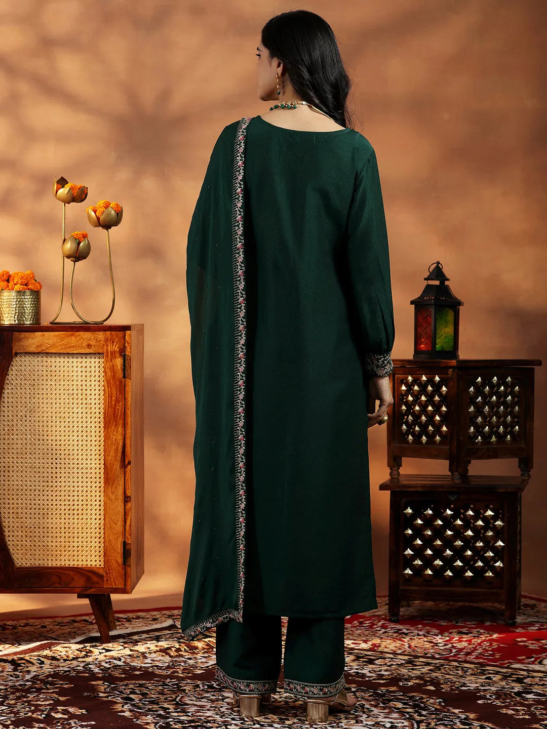  Green Yoke Design Silk Blend Straight Suit With Dupatta 