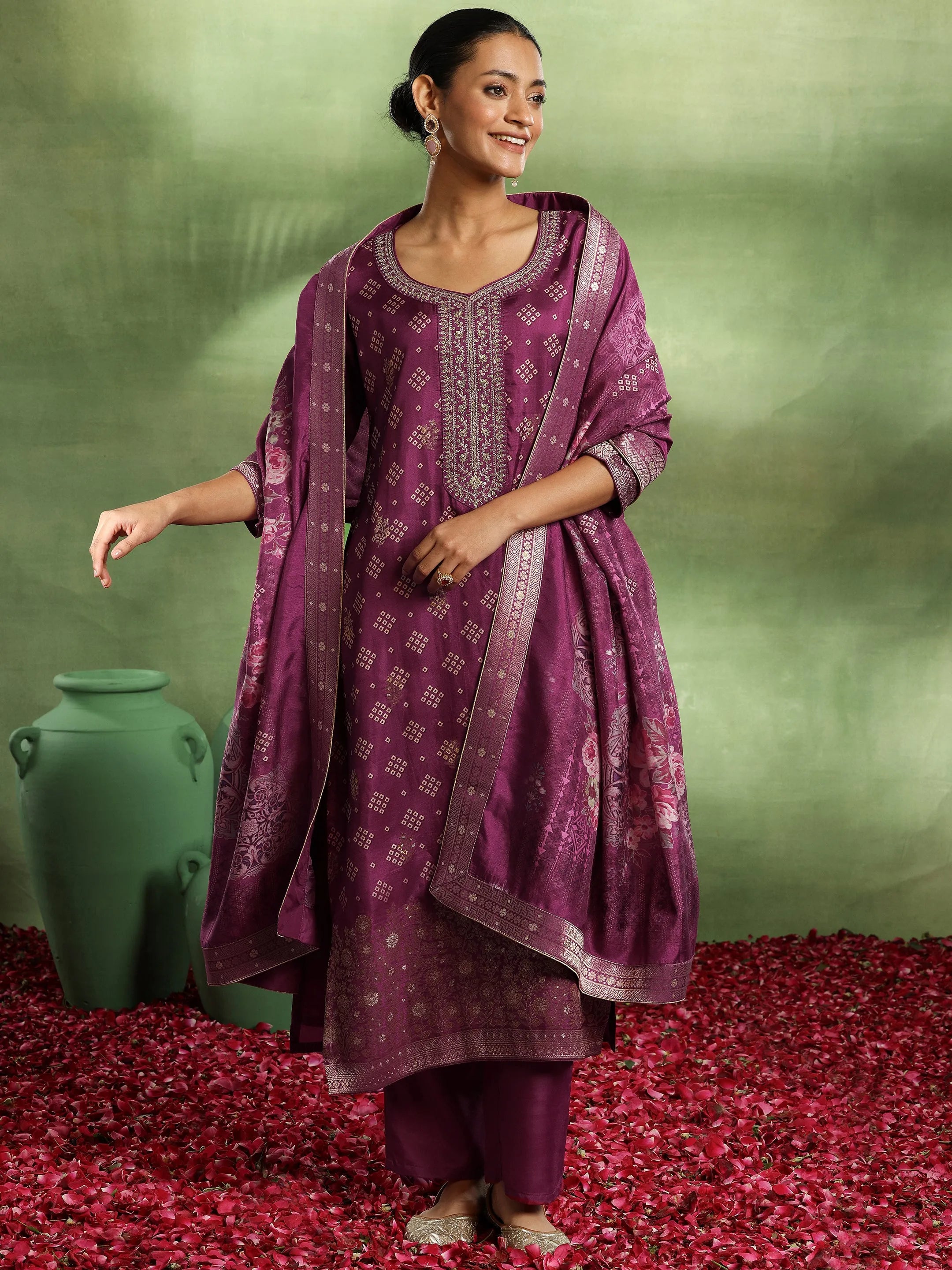 libas Magenta Printed Silk Blend Straight Suit With Dupatta-picture-21