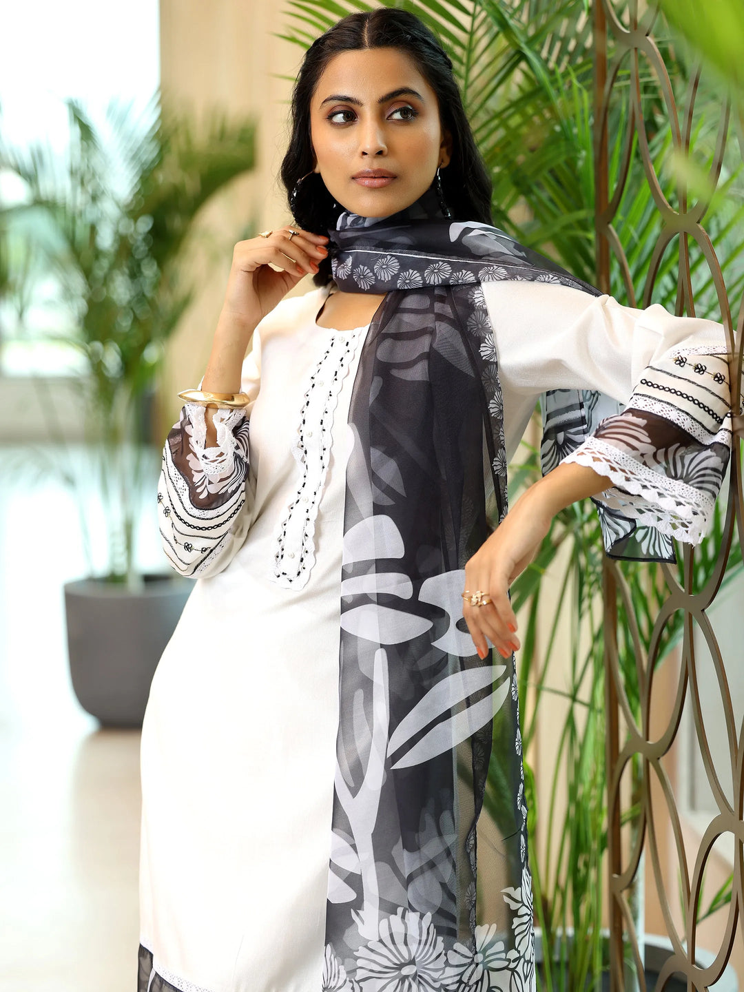  White Solid Silk Blend Straight Suit With Dupatta 