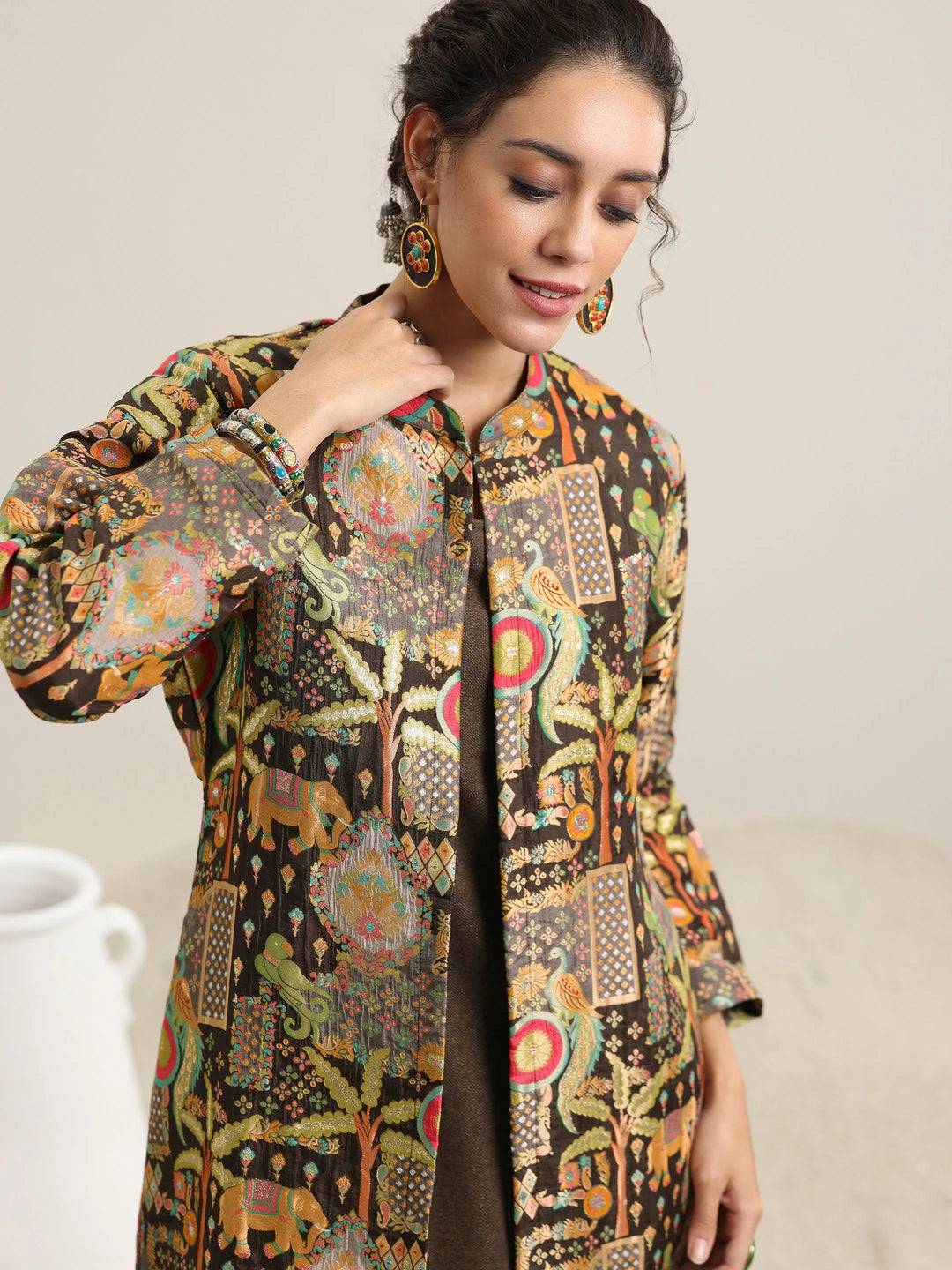 Brown Solid Wool Blend Straight Kurta With Palazzos 