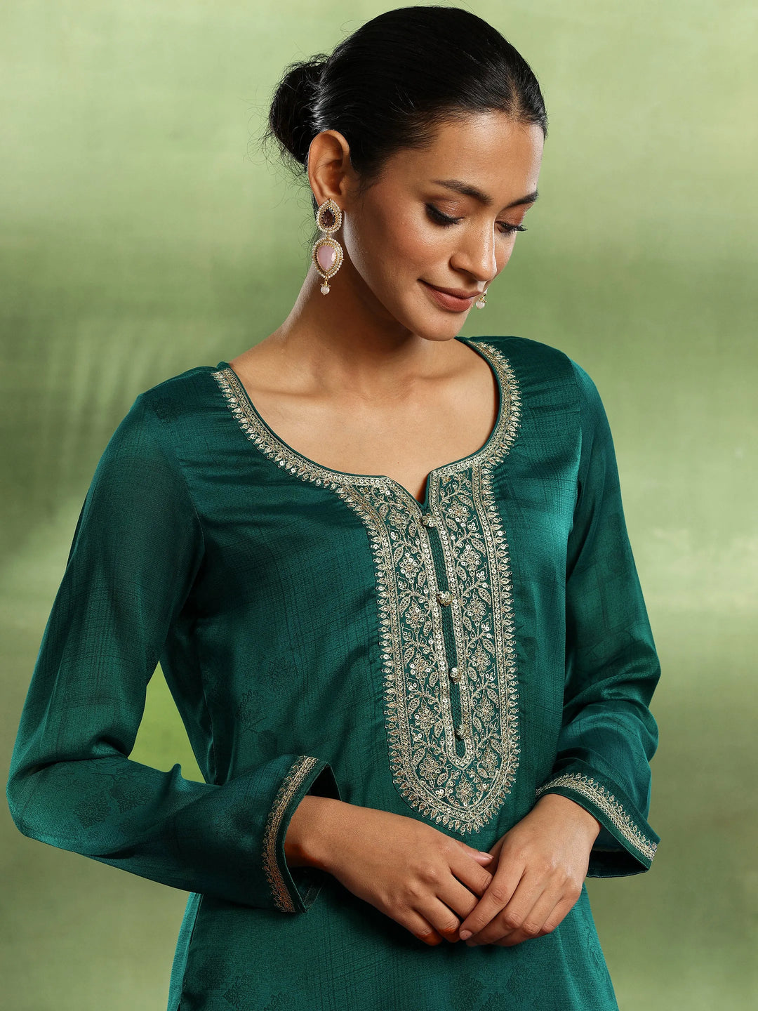  Green Yoke Design Silk Blend Straight Suit With Dupatta 