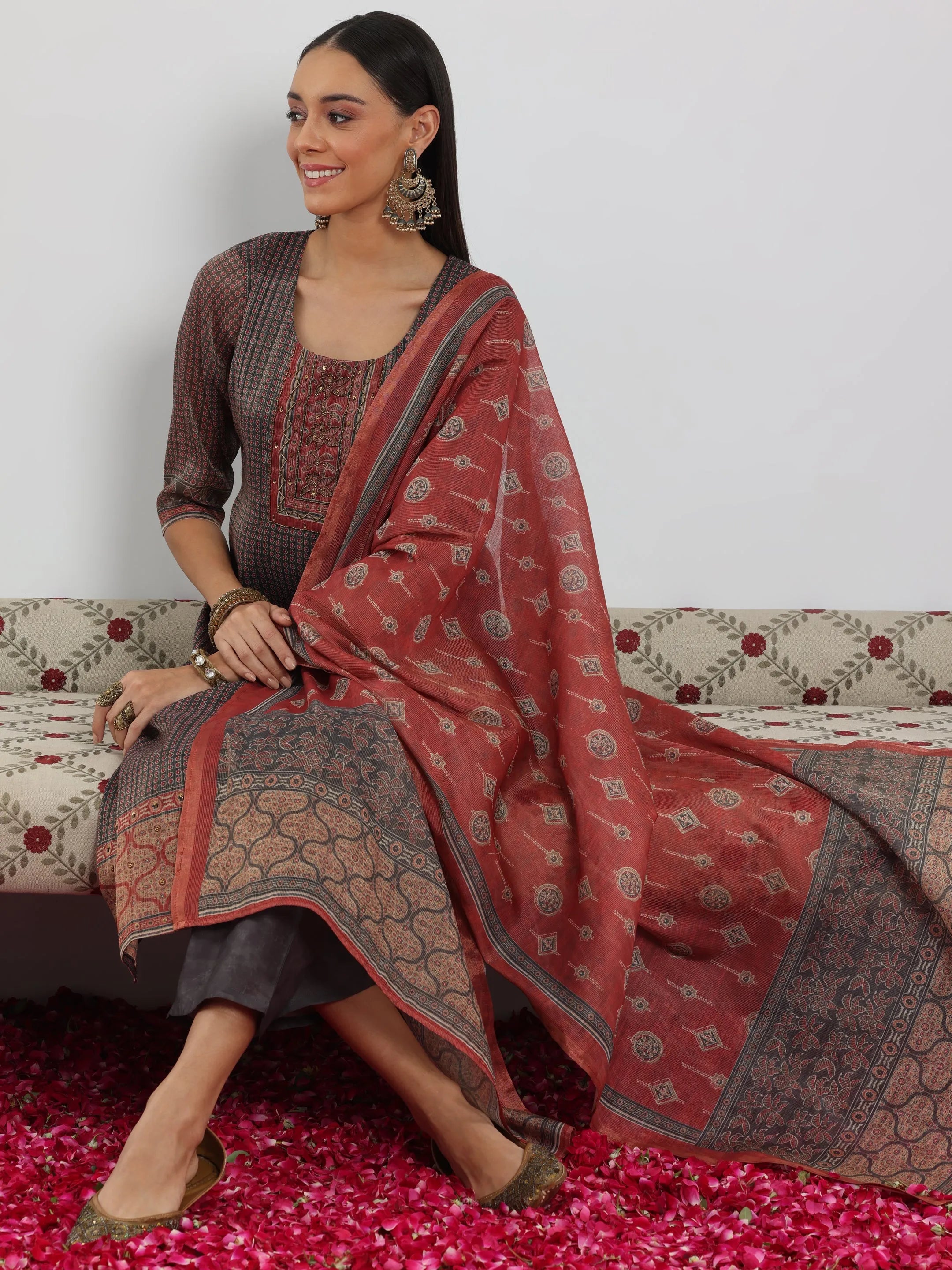 libas Grey Printed Silk Blend Straight Suit With Dupatta-picture-24