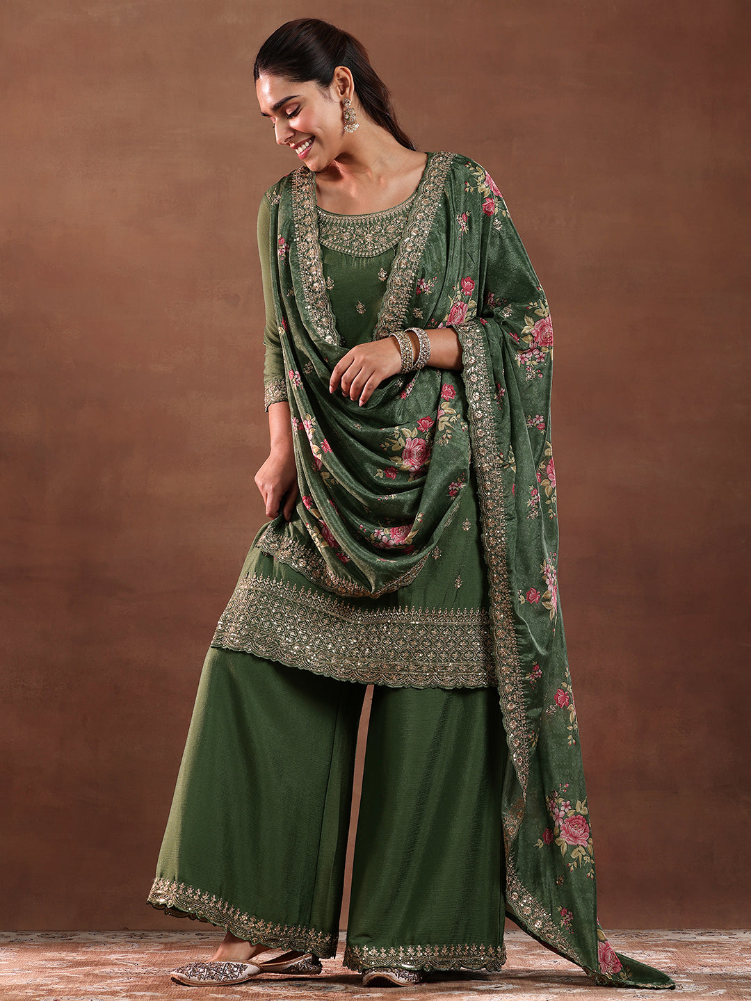 libas Green Embroidered Silk Blend Straight Suit With Dupatta-picture-46
