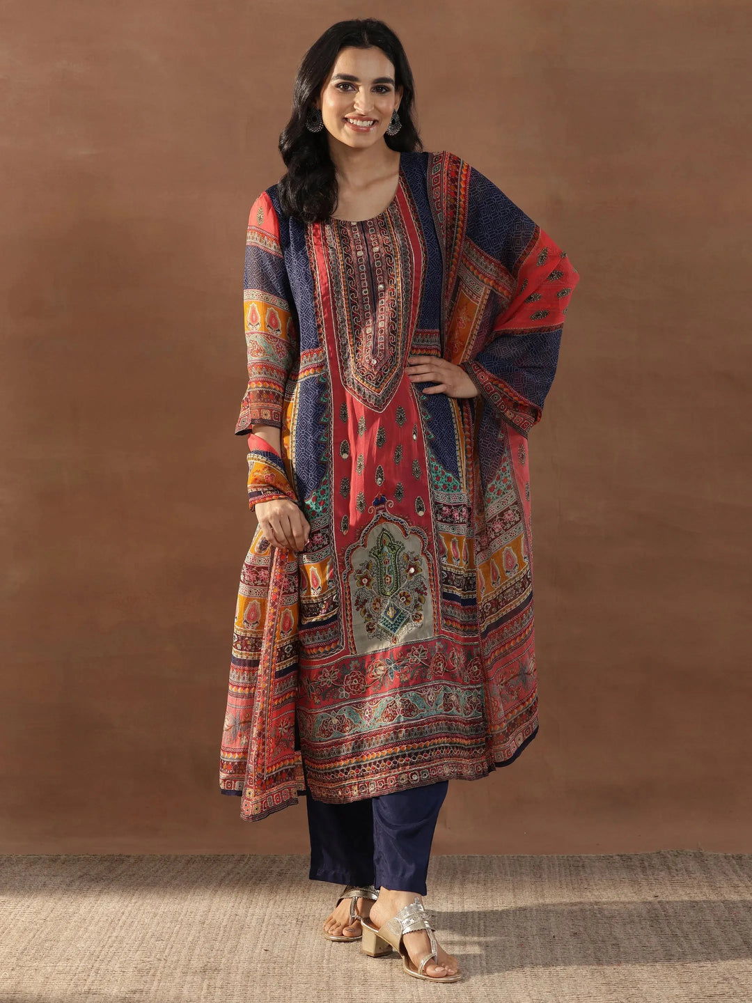 Multicoloured Printed Organza Straight Suit Set With Dupatta 