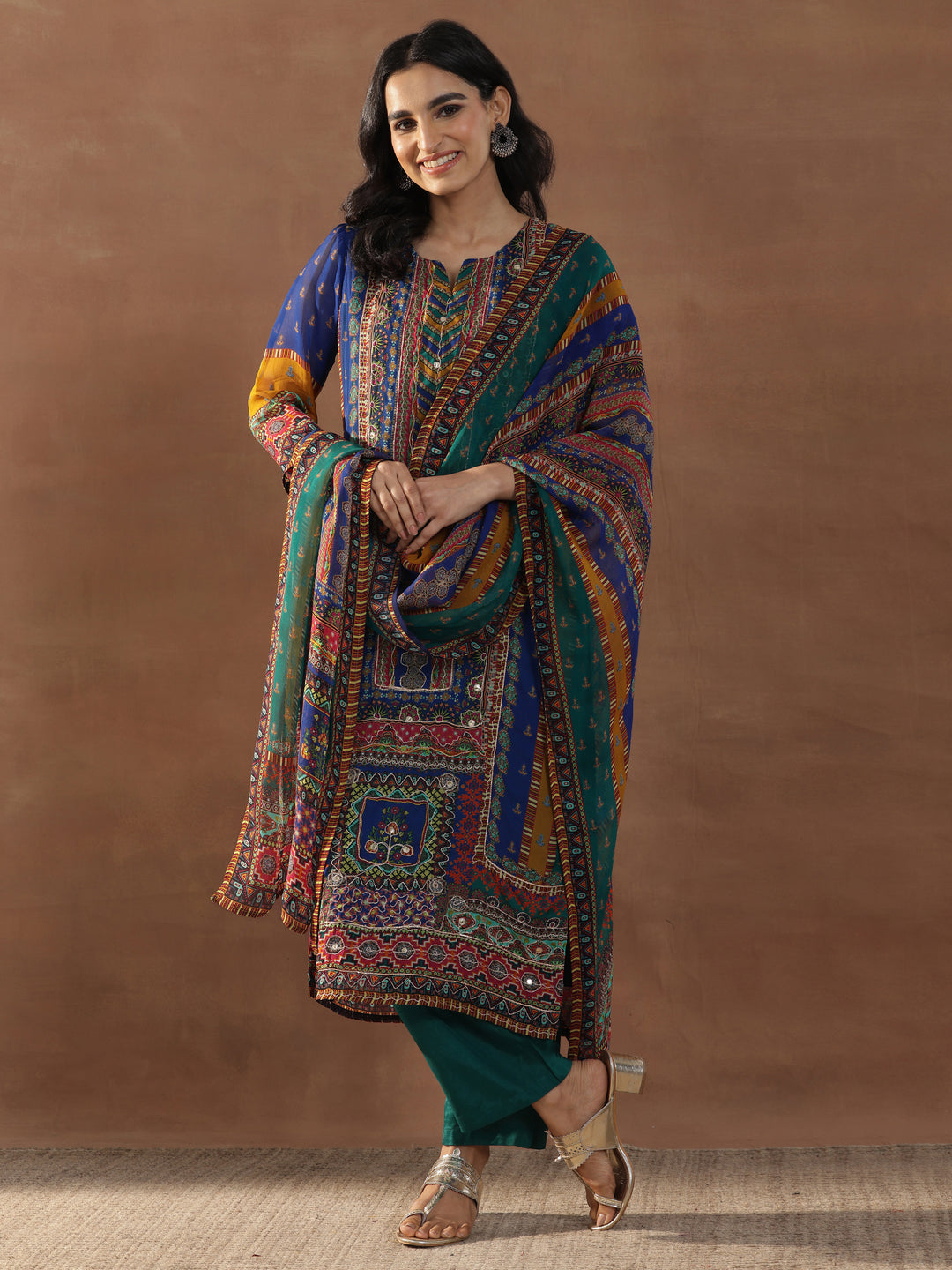  Multicoloured Printed Organza Straight Suit Set With Dupatta 