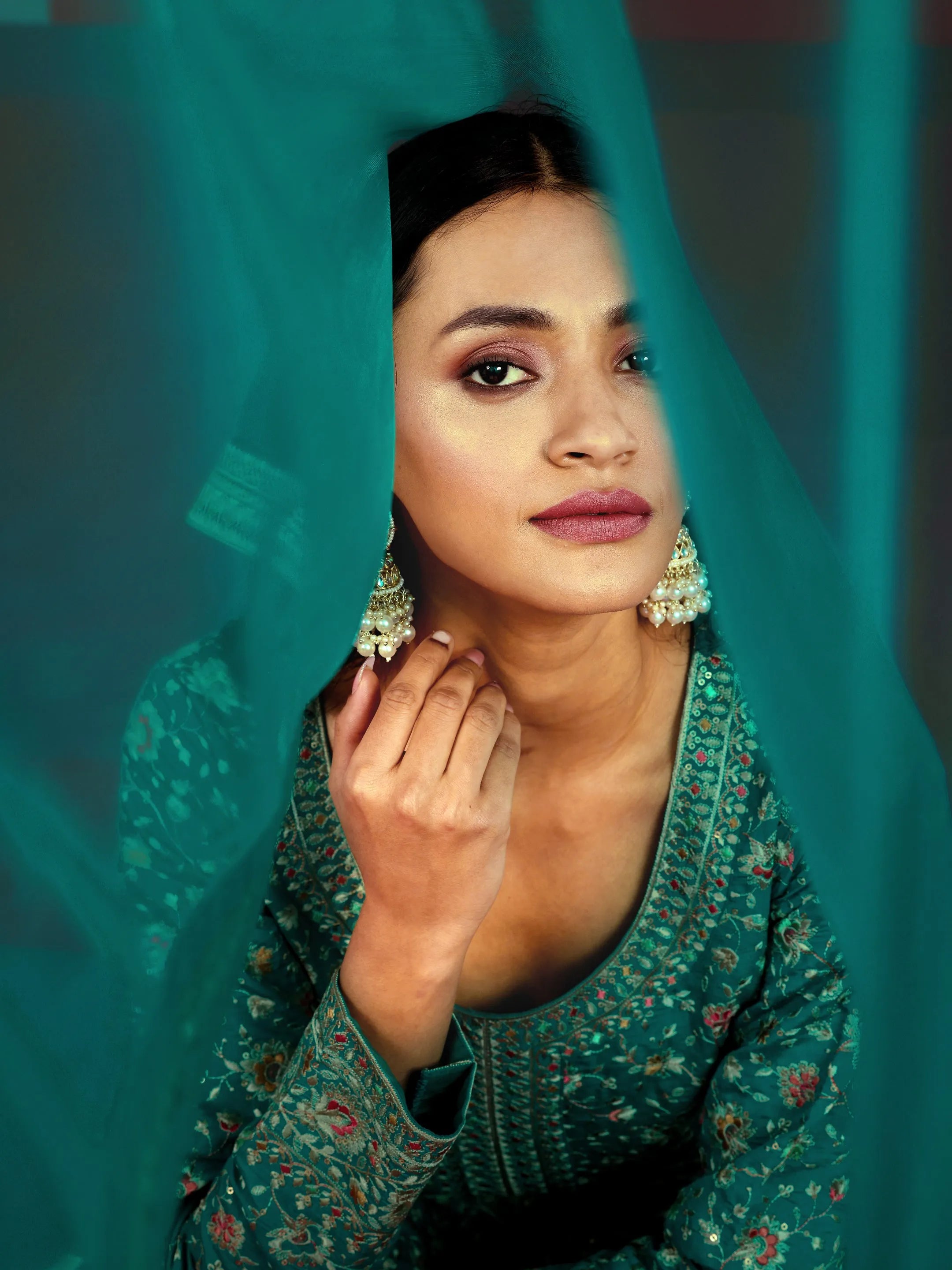 Libas Art Green Embroidered Silk Blend Straight Suit With Dupatta-picture-42