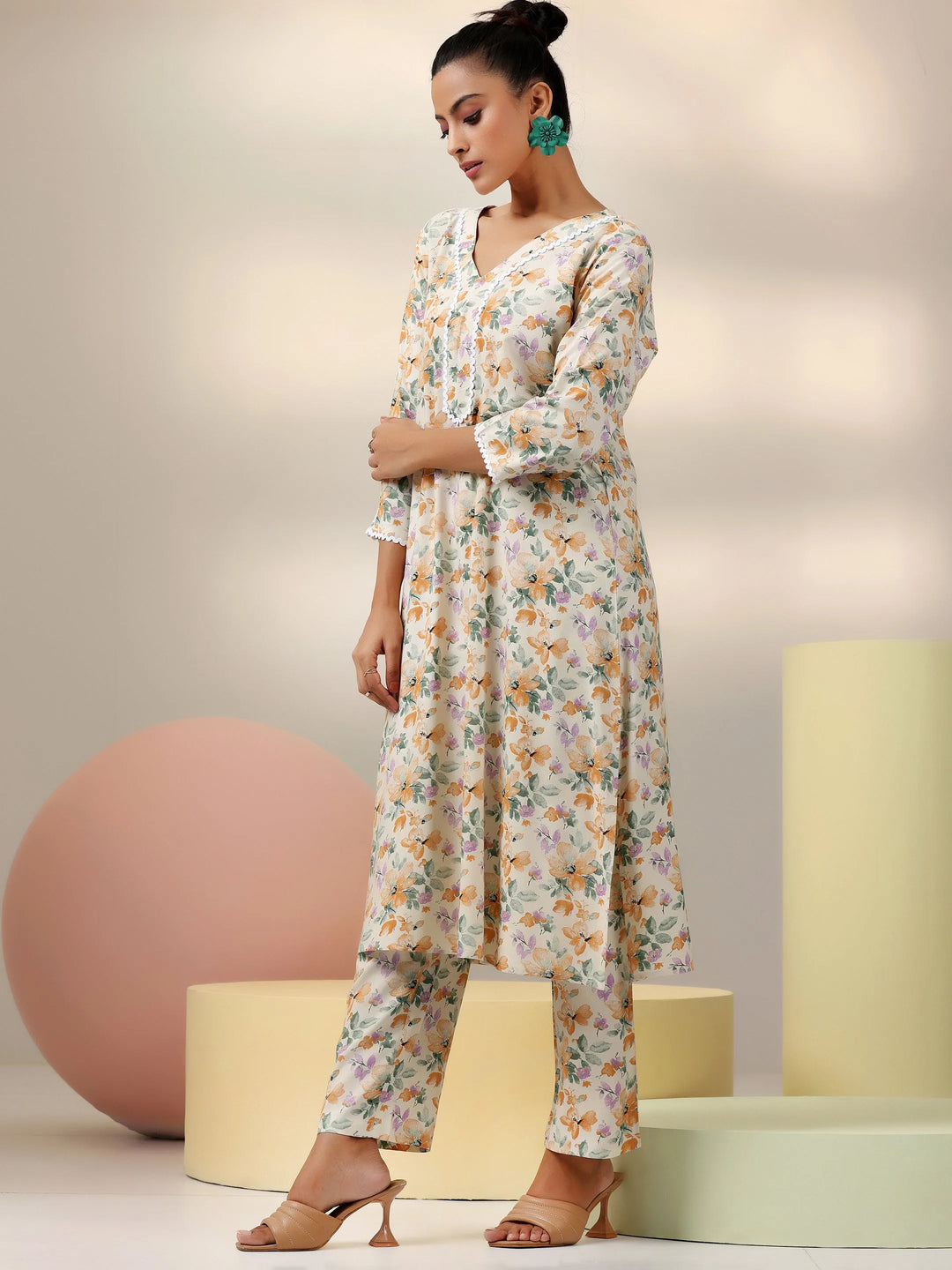  Beige Printed Rayon Co-Ords 