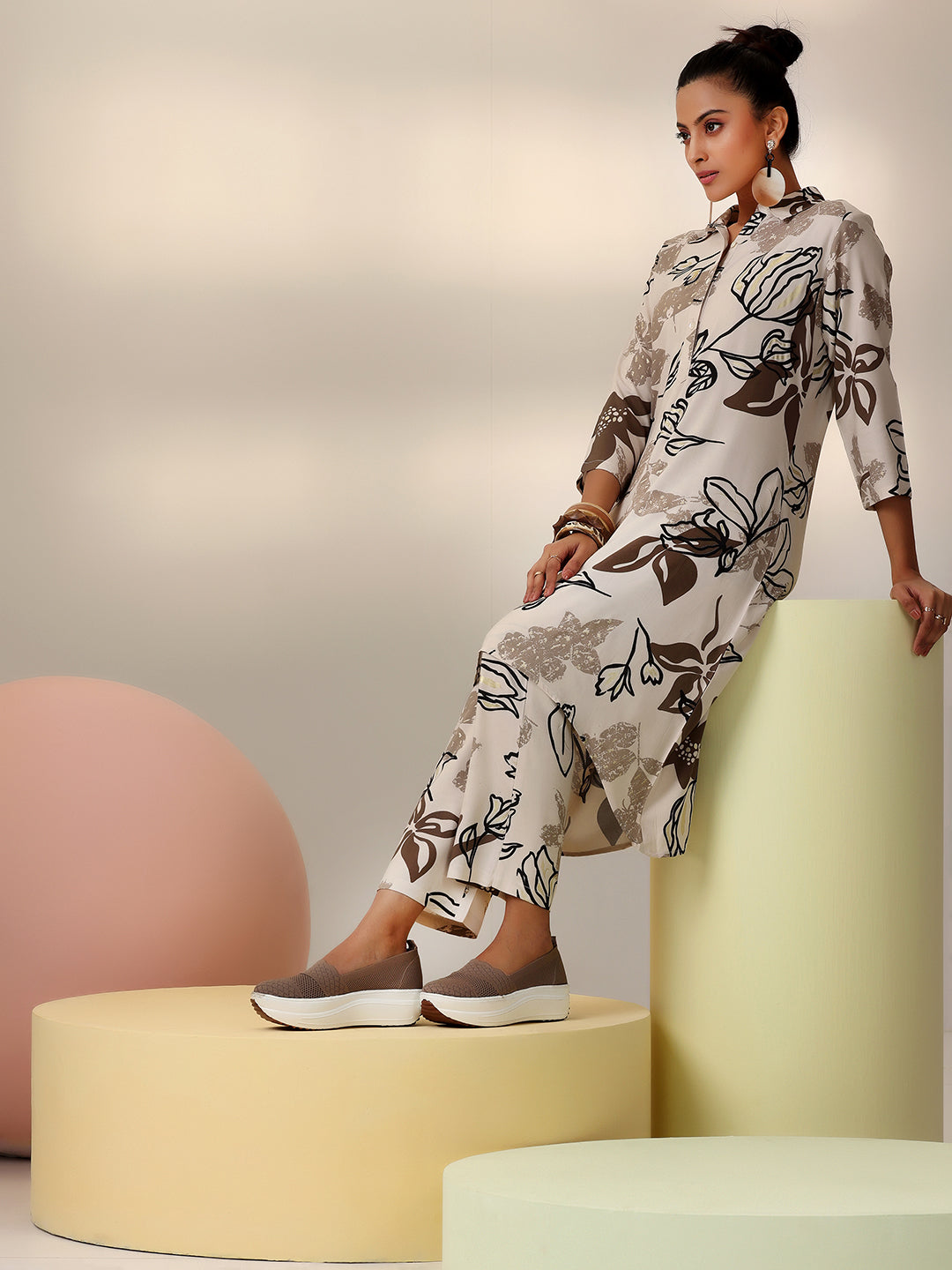 Beige Printed Rayon Co-Ords-image-16