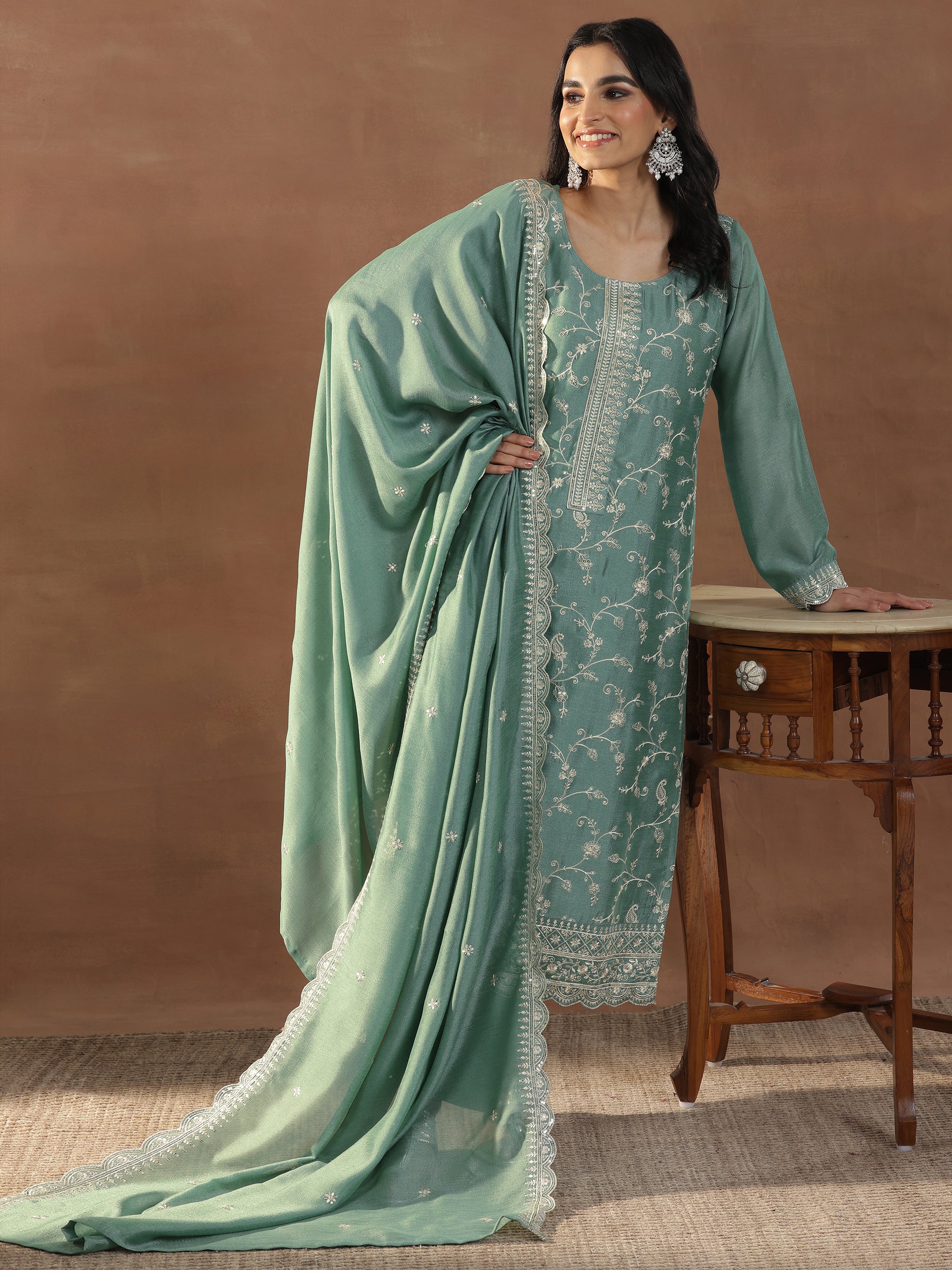 Green Embroidered Silk Blend Straight Suits With Dupatta-image-0