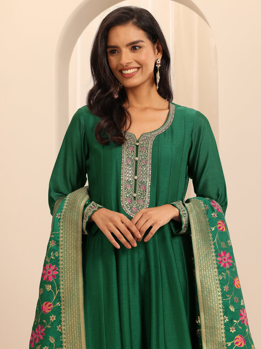  Green Embroidered Silk Blend Anarkali Suit Set With Dupatta 
