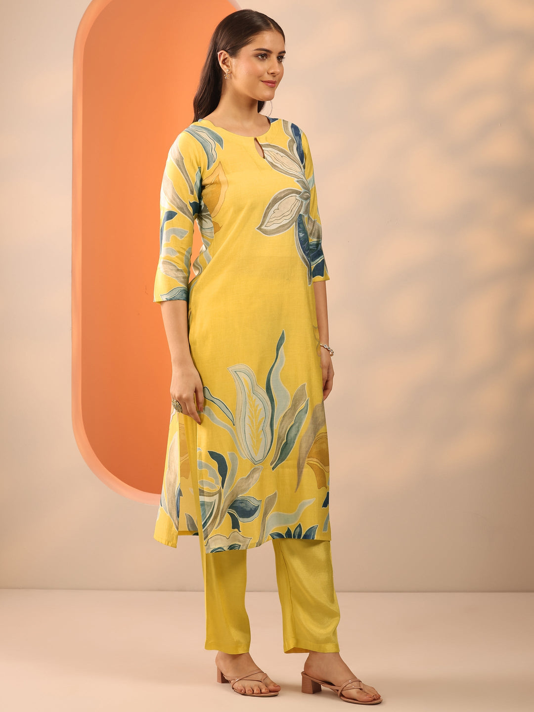  Yellow Printed Silk Blend Straight Suit Set With Dupatta 