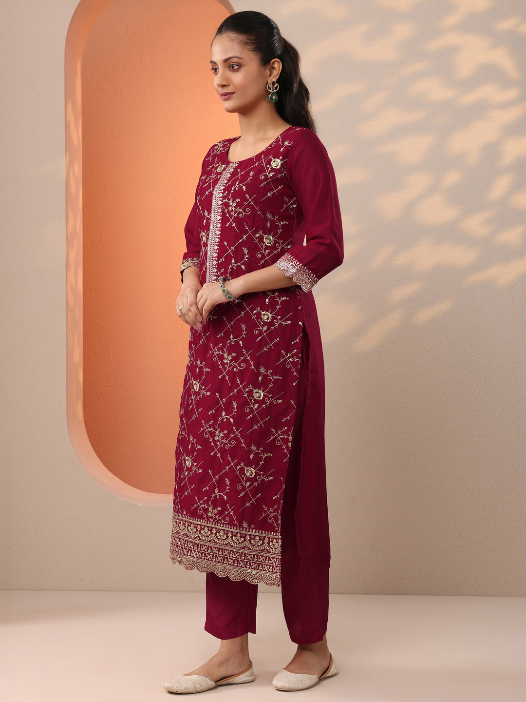  Red Embroidered Silk Blend Straight Suit Set With Dupatta 