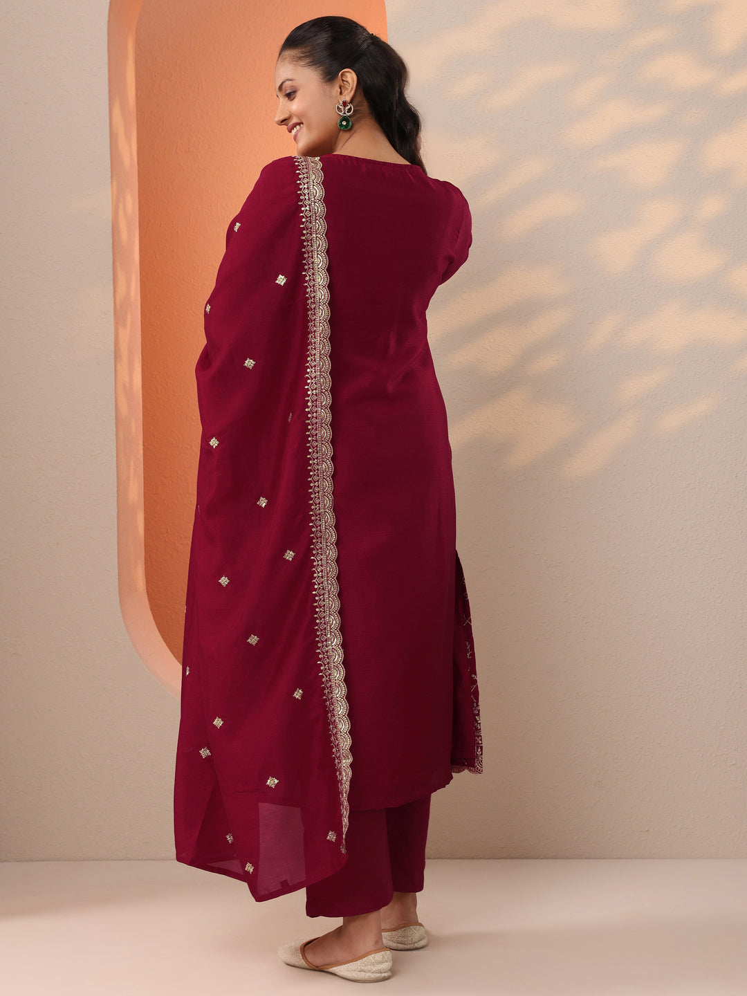  Red Embroidered Silk Blend Straight Suit Set With Dupatta 