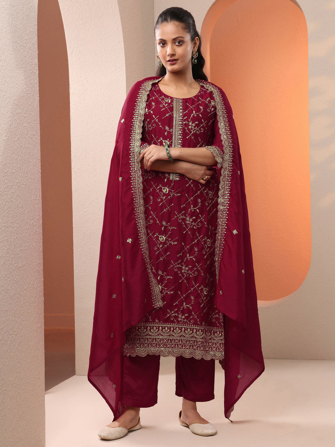  Red Embroidered Silk Blend Straight Suit Set With Dupatta 