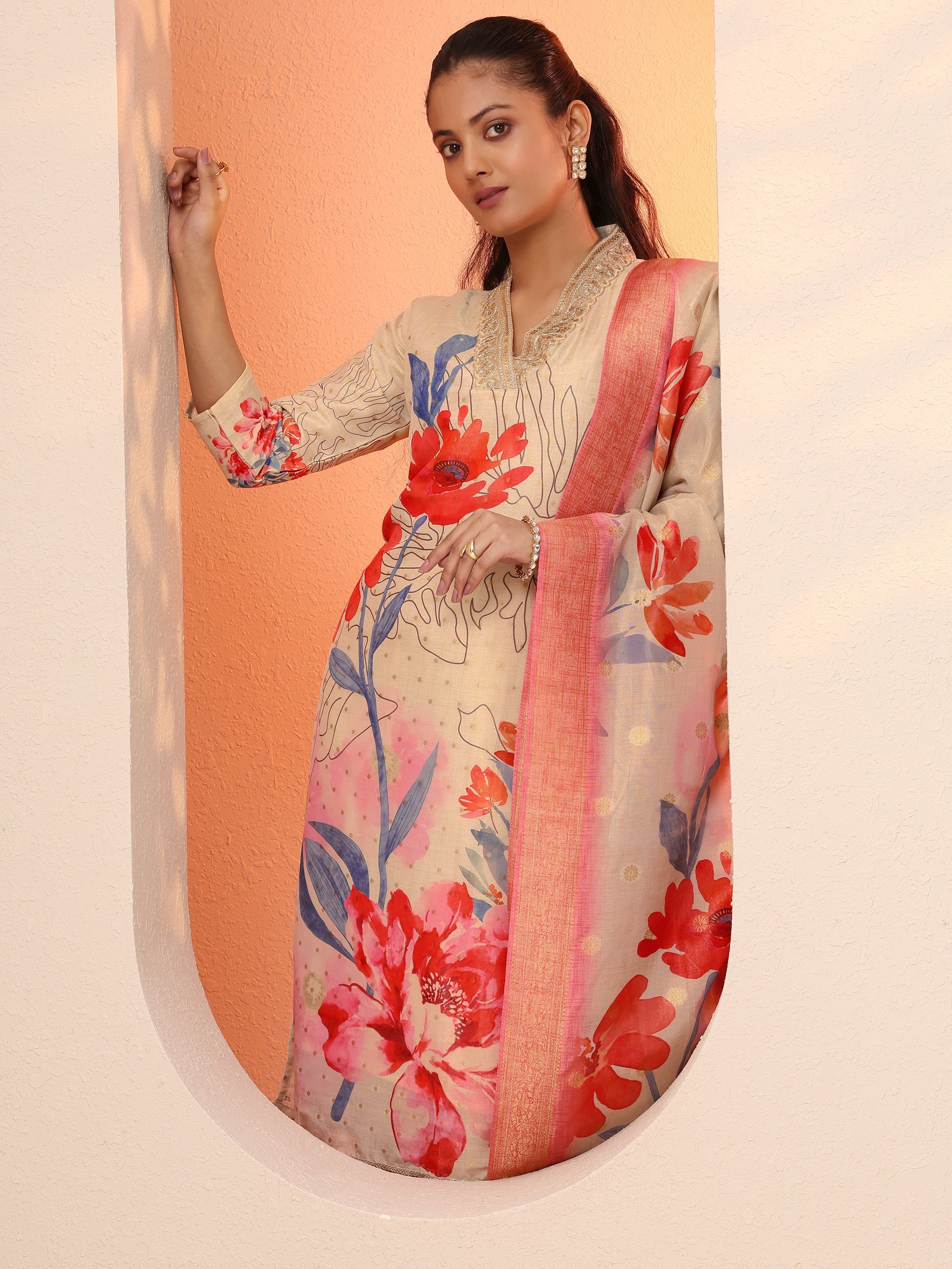 Off White Printed Silk Blend Straight Suit Set With Dupatta-image-46